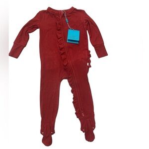 NWT Posh Peanut Footie Ruffled Zippered One Piece 6-9 mos